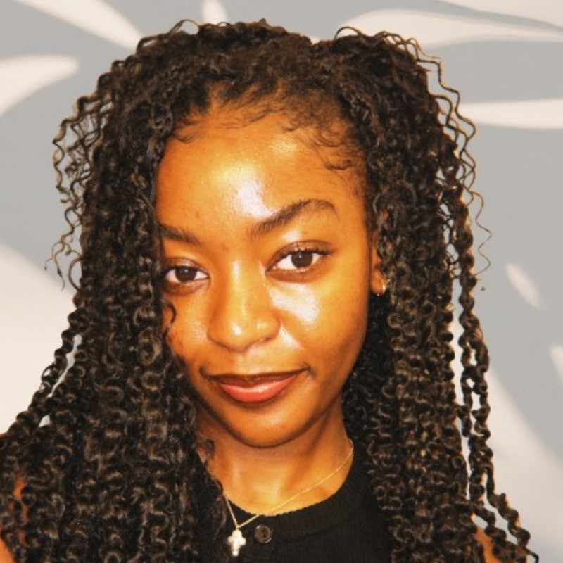 Headshot of Sinmi Ariyibi